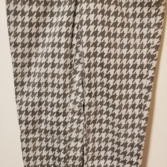 Gray Houndstooth Jean's by GJG - Picture 6 of 6